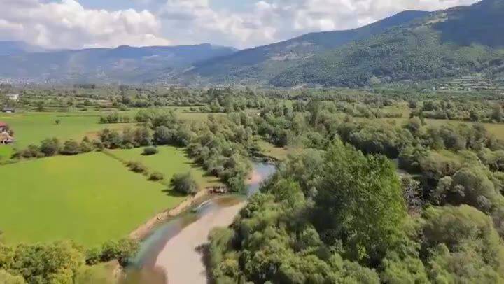 Fly fishing on the Ljuča — video
