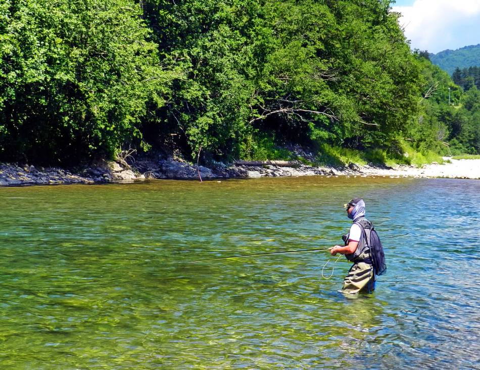 Wading the Tara river